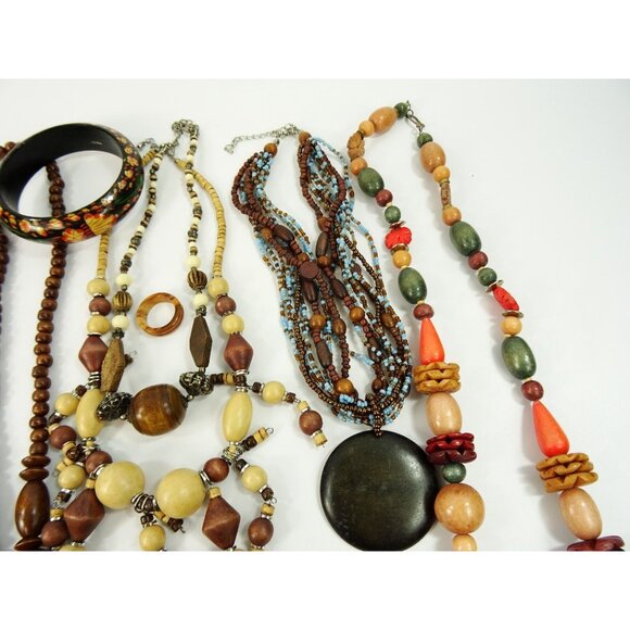 Wood Jewelry Lot 30pc Wooden Necklaces Bracelets - Picture 6 of 15